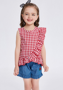 Mila Plaid Sleeveless Shirt With Jeans